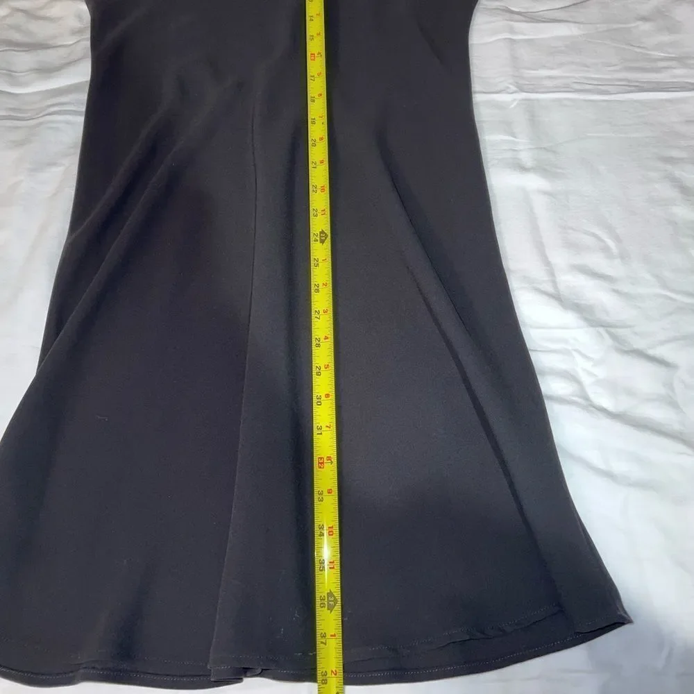 Black dress - Picture 5 of 7
